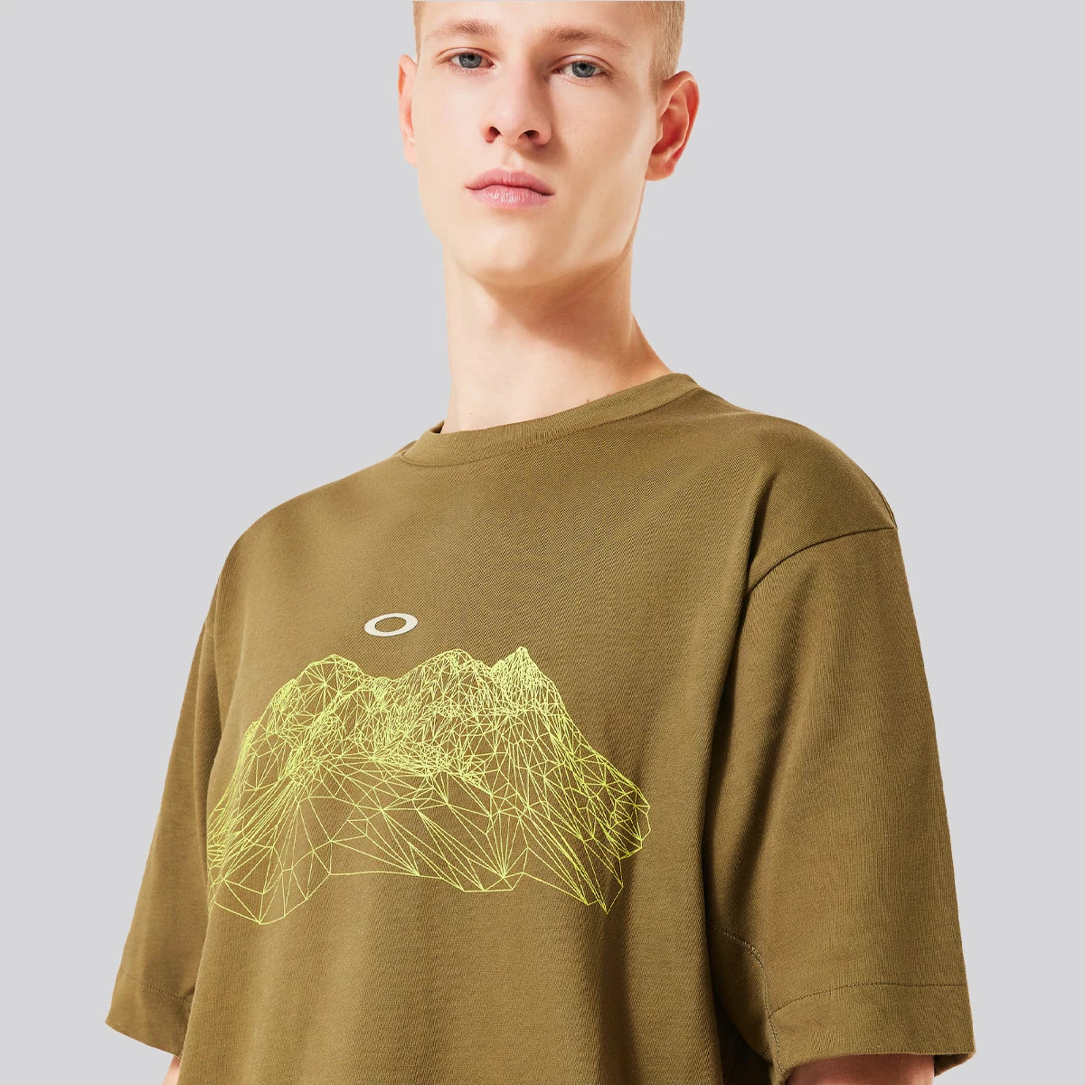Polera Oakley Wired MTN Scape Army Green