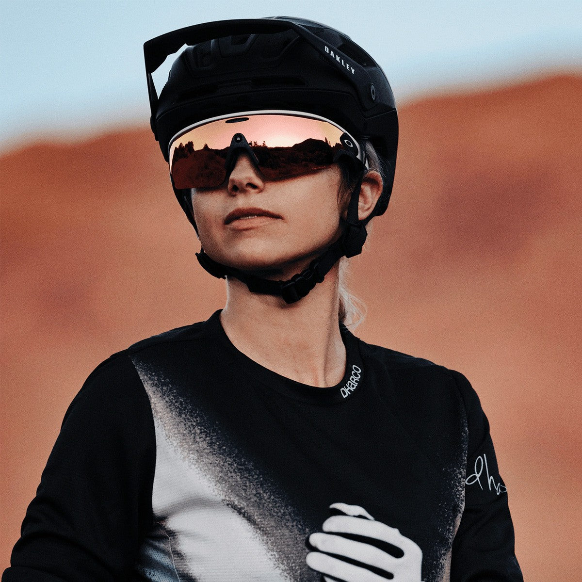 Lentes de Sol Oakley Vanguard Meta Prizm Rose Gold