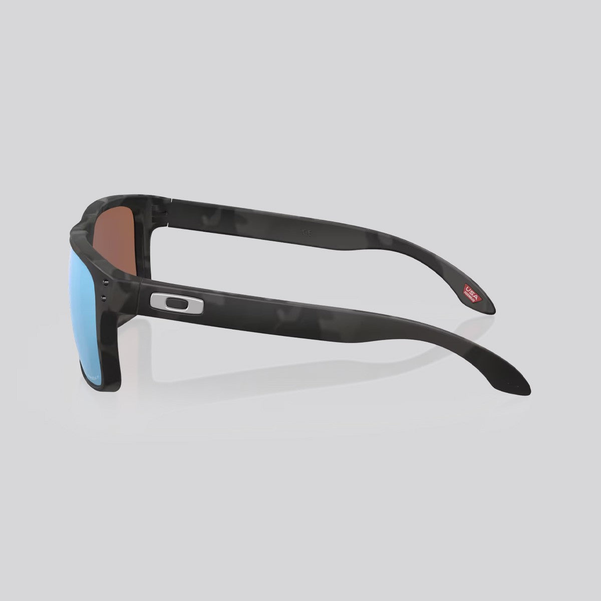 Lentes de Sol Oakley HolbrookPrizm Deep Water Polarizado/Matte Black Camo