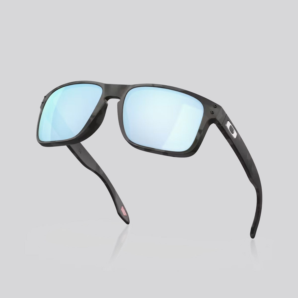 Lentes de Sol Oakley HolbrookPrizm Deep Water Polarizado/Matte Black Camo