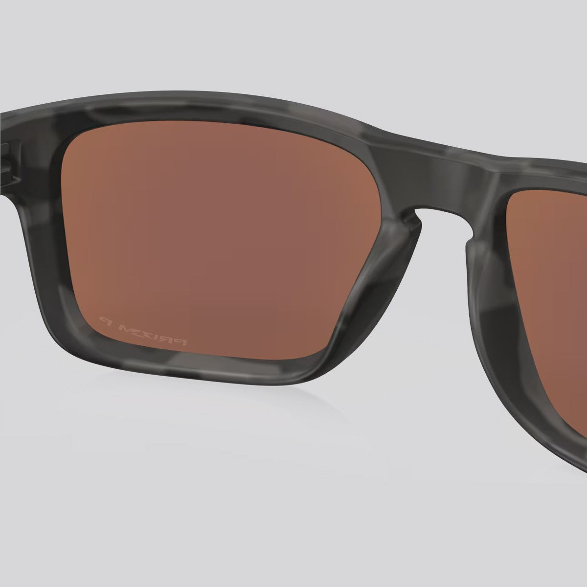 Lentes de Sol Oakley HolbrookPrizm Deep Water Polarizado/Matte Black Camo