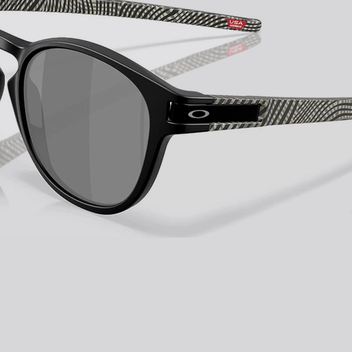 Lentes de Sol Oakley Latch Prizm Black Polar/Matte Black