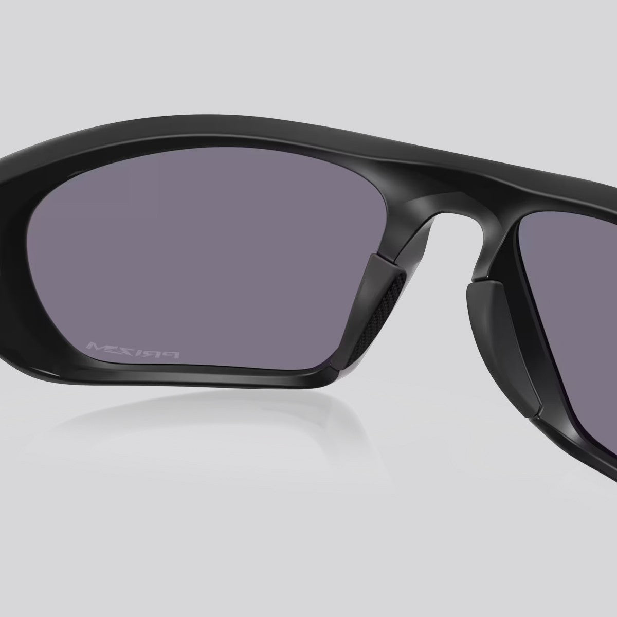 Lentes de Sol Oakley Lateralis Matte Black Ink/Prizm Grey