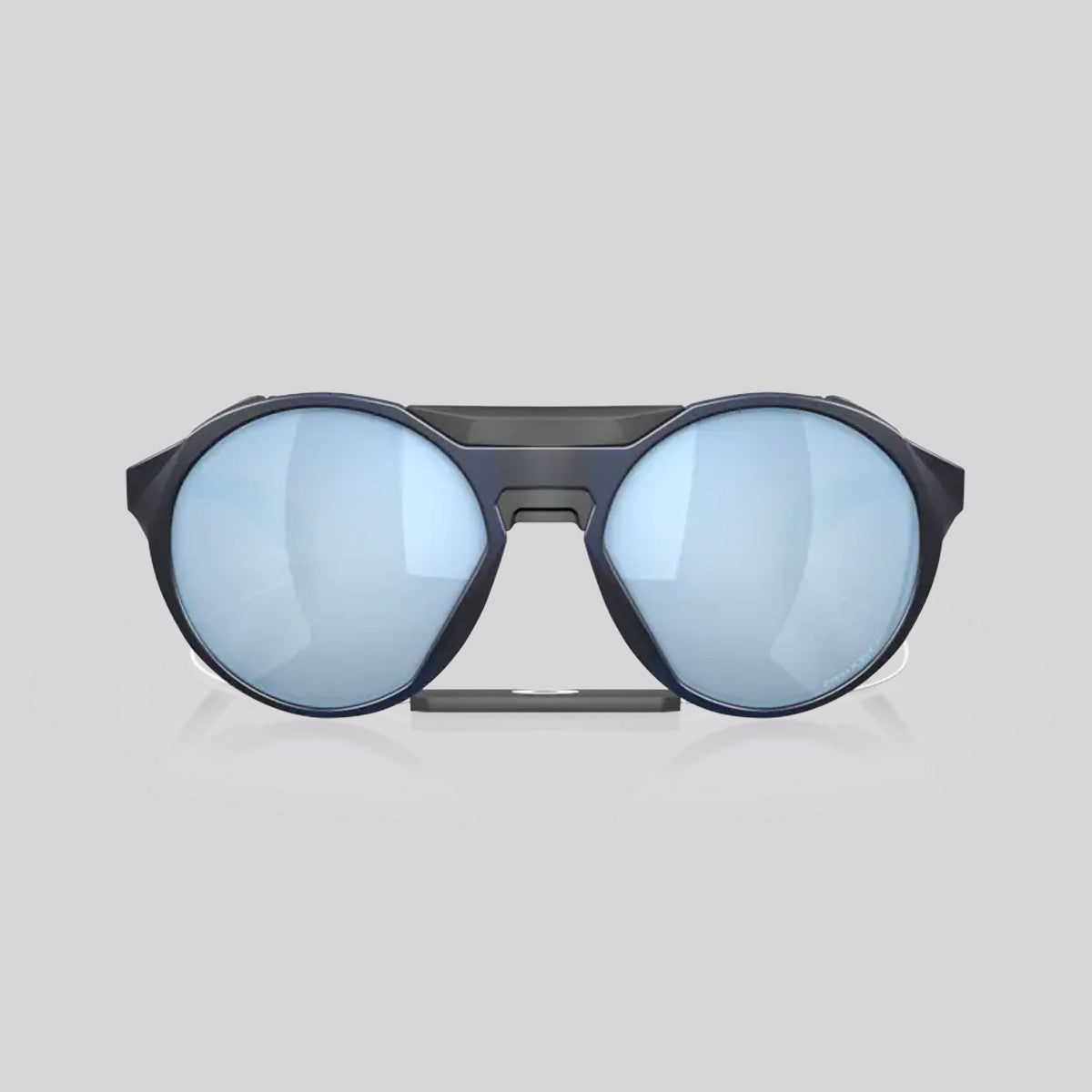 Lentes de Sol Oakley Clifden Matte Translucent Blue/Prizm Deep Water Polarizado