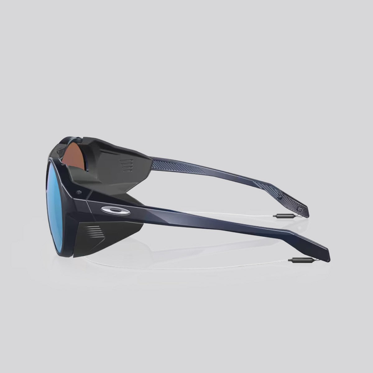 Lentes de Sol Oakley Clifden Matte Translucent Blue/Prizm Deep Water Polarizado
