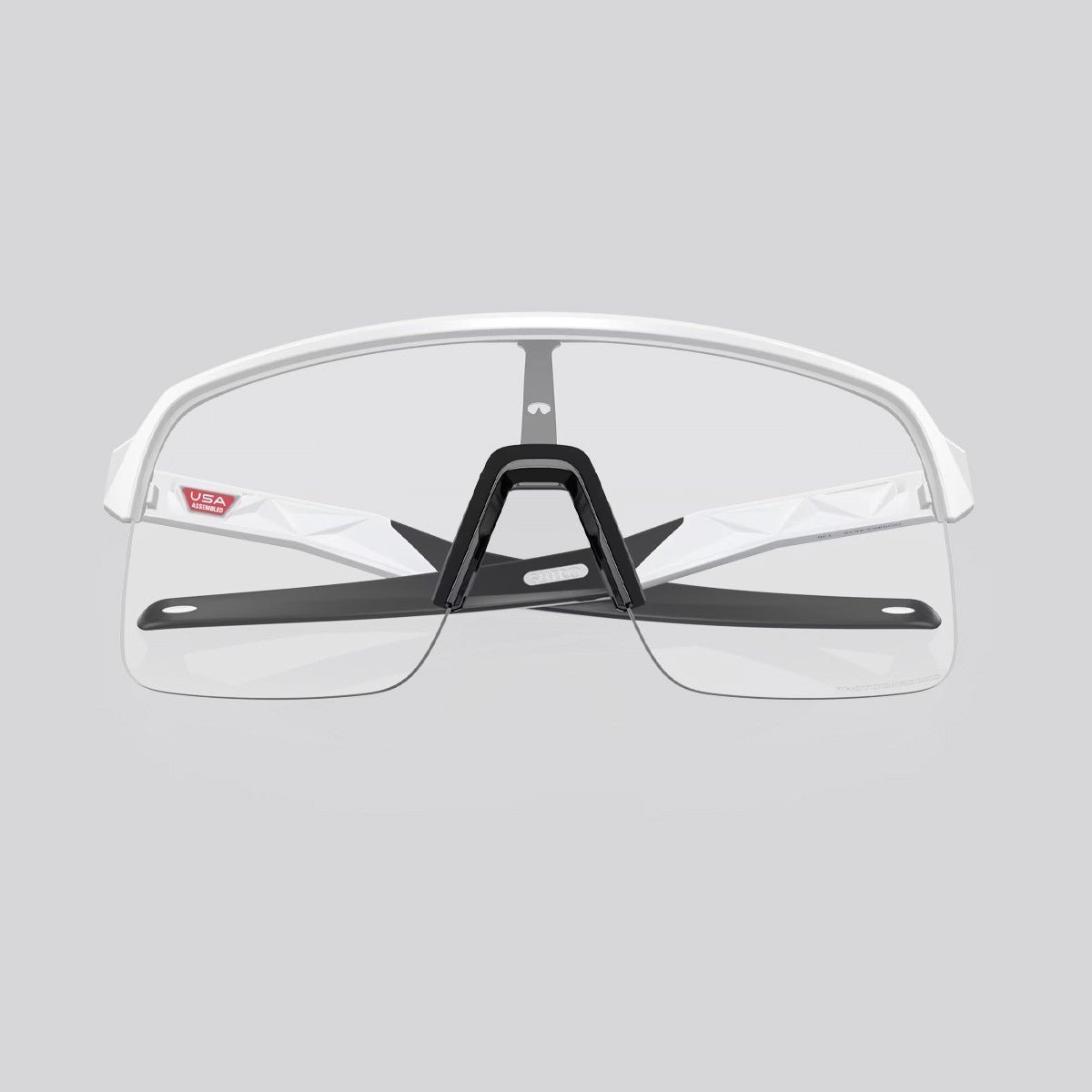 Lentes de Sol Oakley Sutro Lite Matte White / Clear to Black Iridium Fotocromático