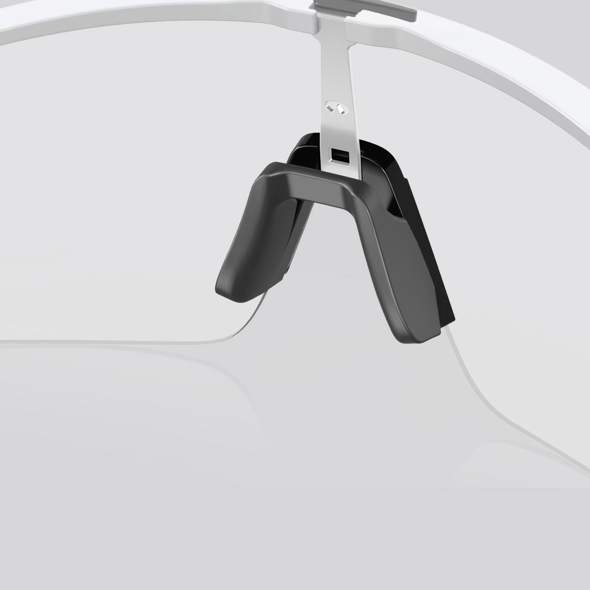 Lentes de Sol Oakley Sutro Lite Matte White / Clear to Black Iridium Fotocromático