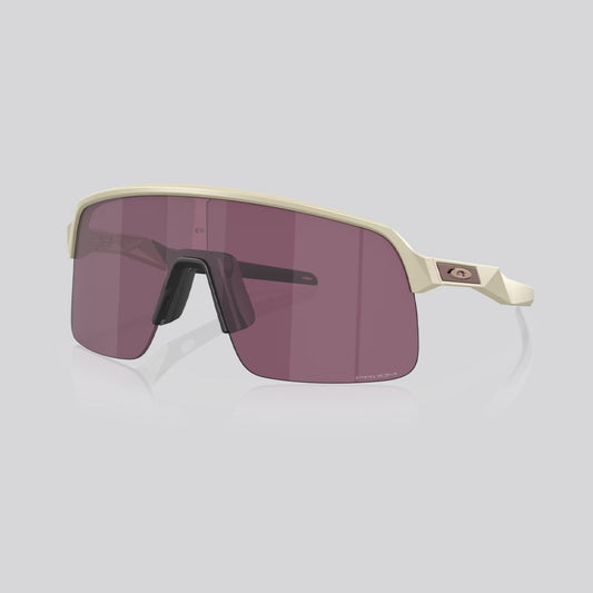 Lentes de Sol Oakley Sutro Lite Matte Sand/Prizm Road Black