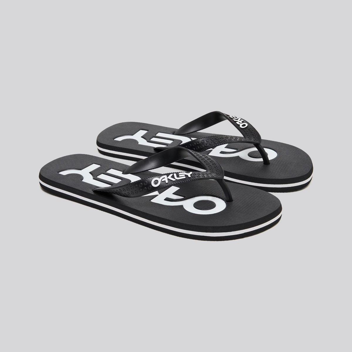 Sandalias Oakley College Blackout