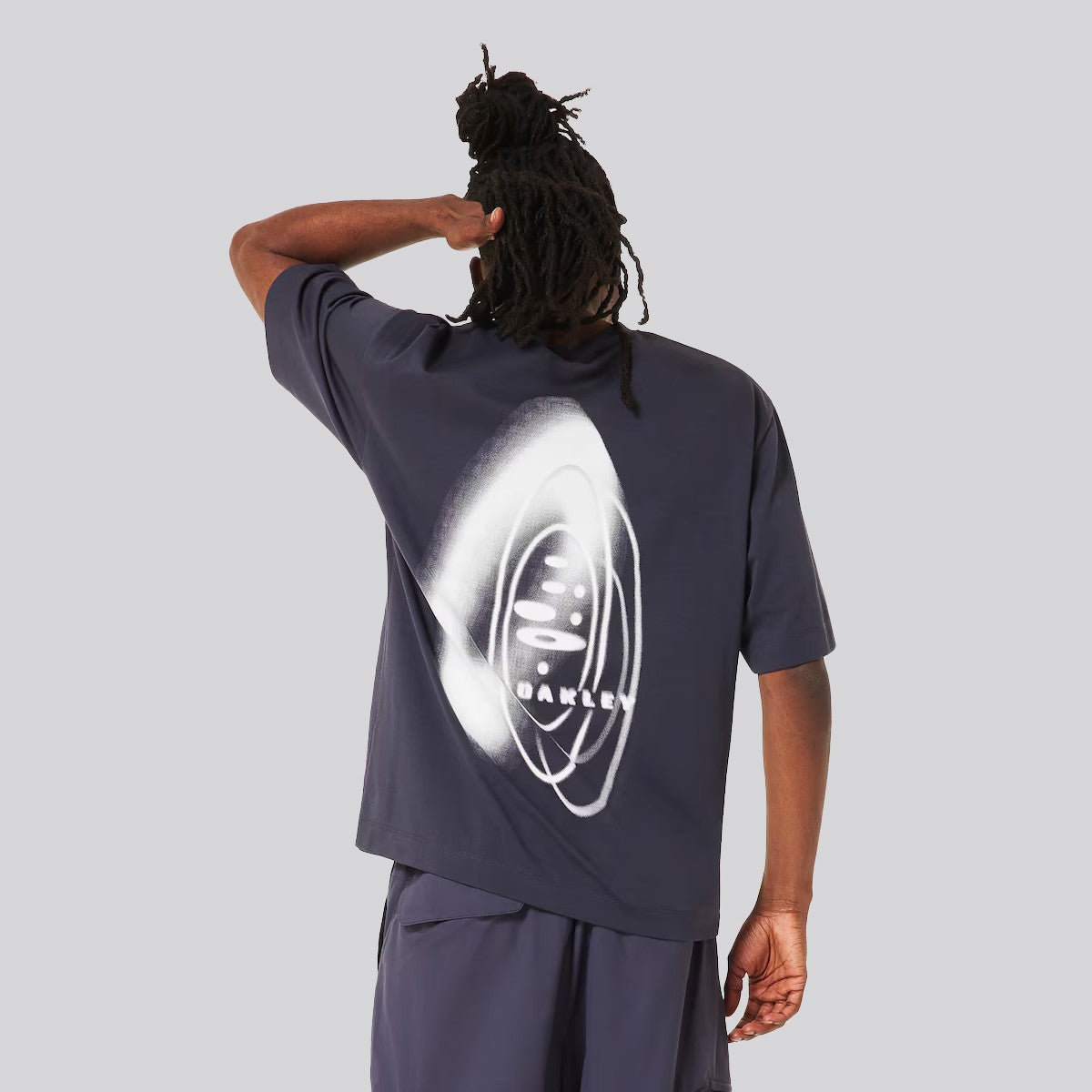 Polera Oakley Reserve Ellipse Graphite