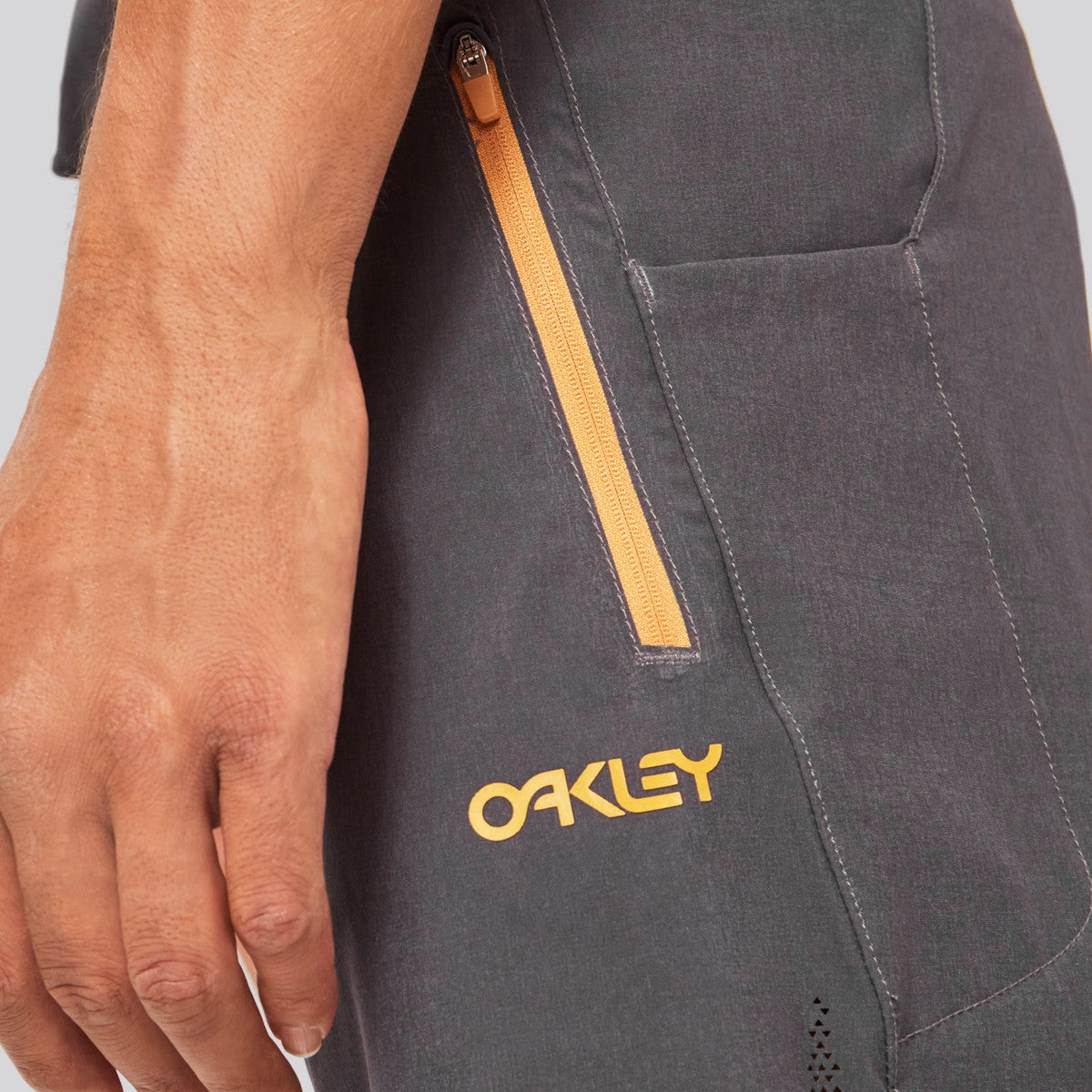 Shorts Oakley Reduct Berm Forged Iron