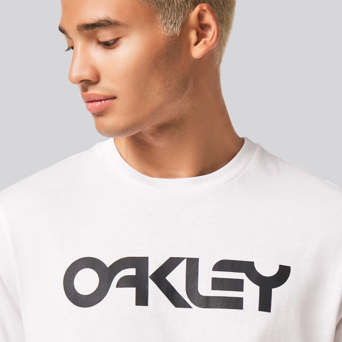 Polera Oakley Mark 2.0 White/Black