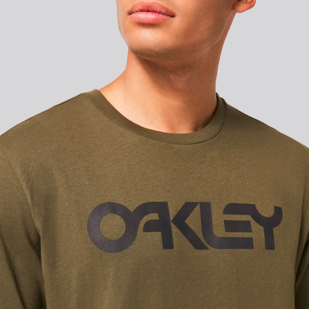 Polera Oakley Mark II 2.0 New Dark Brush/Black