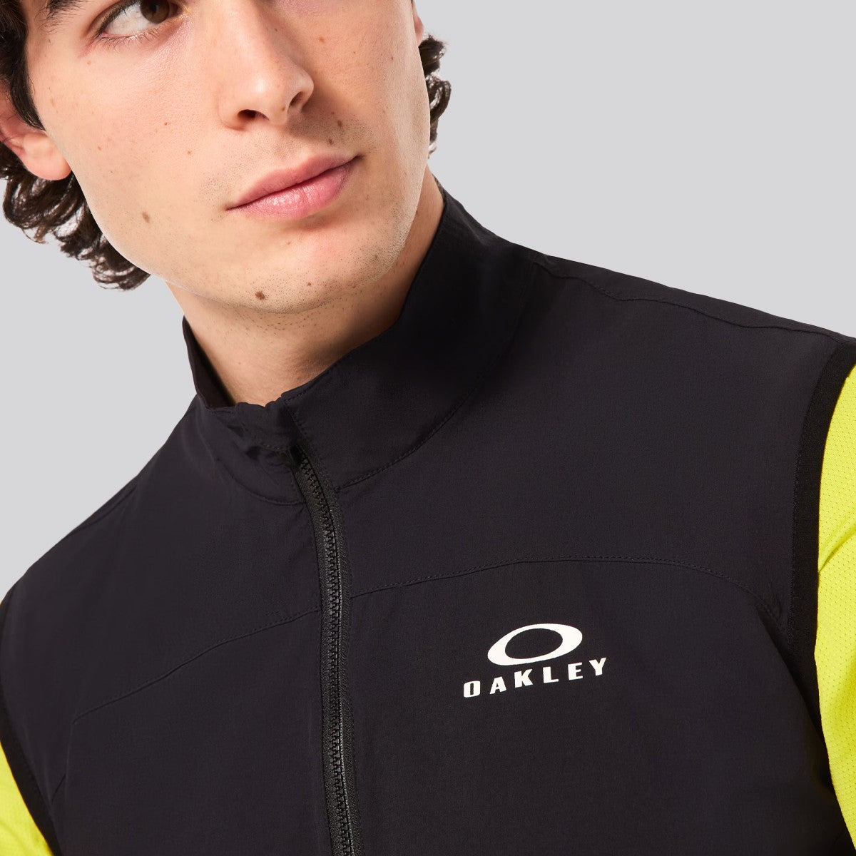 Chaqueta Vest Oakley Elements Blackout