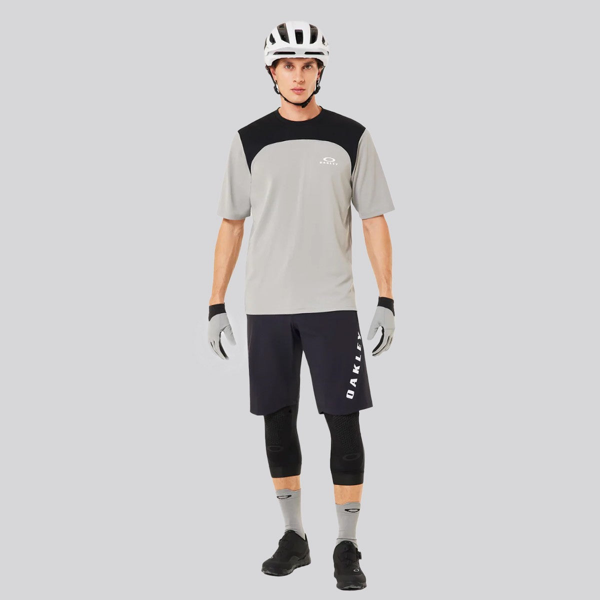 Polera Oakley Free Ride Black/Grey