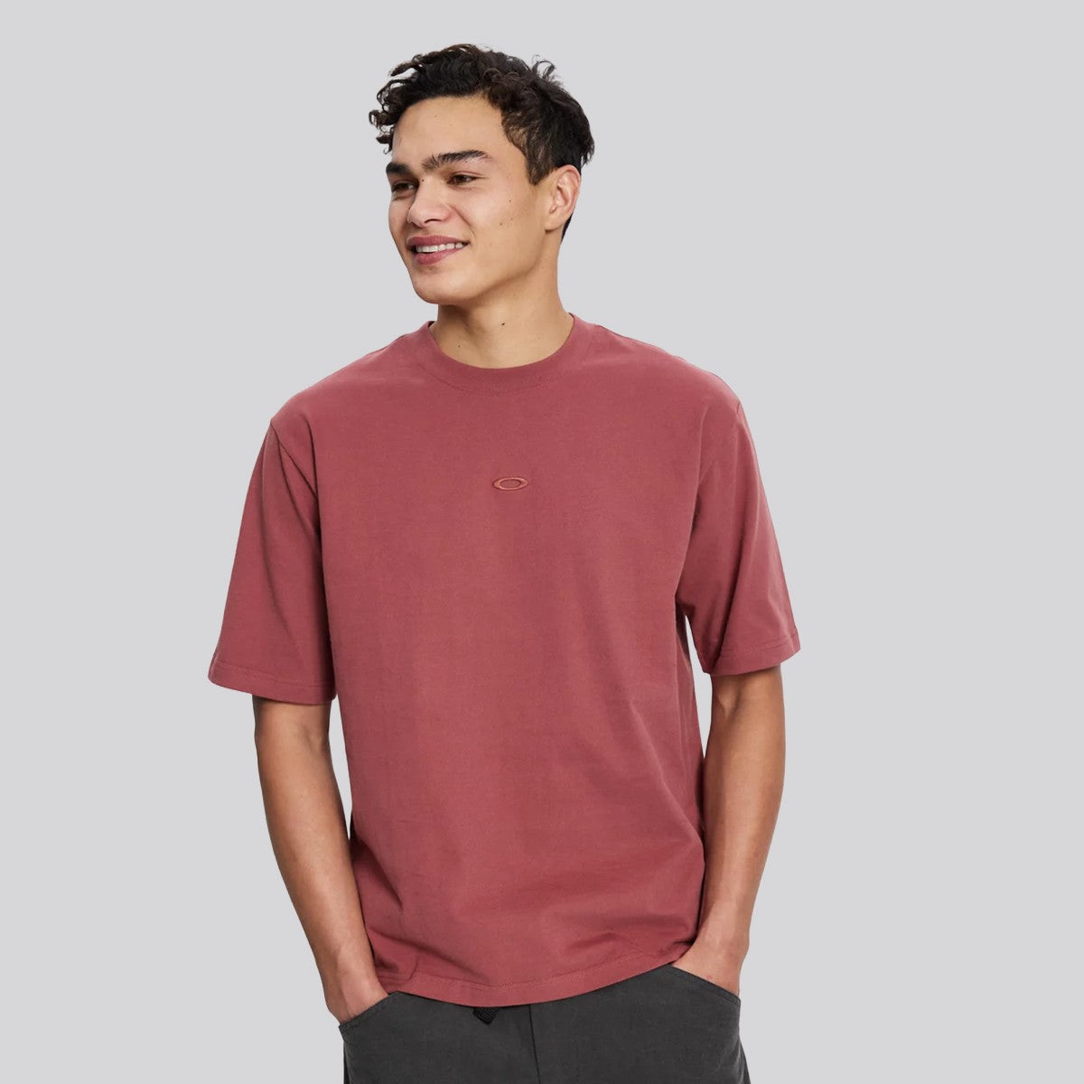 Polera Oakley Futurescape Fossil Rosewood