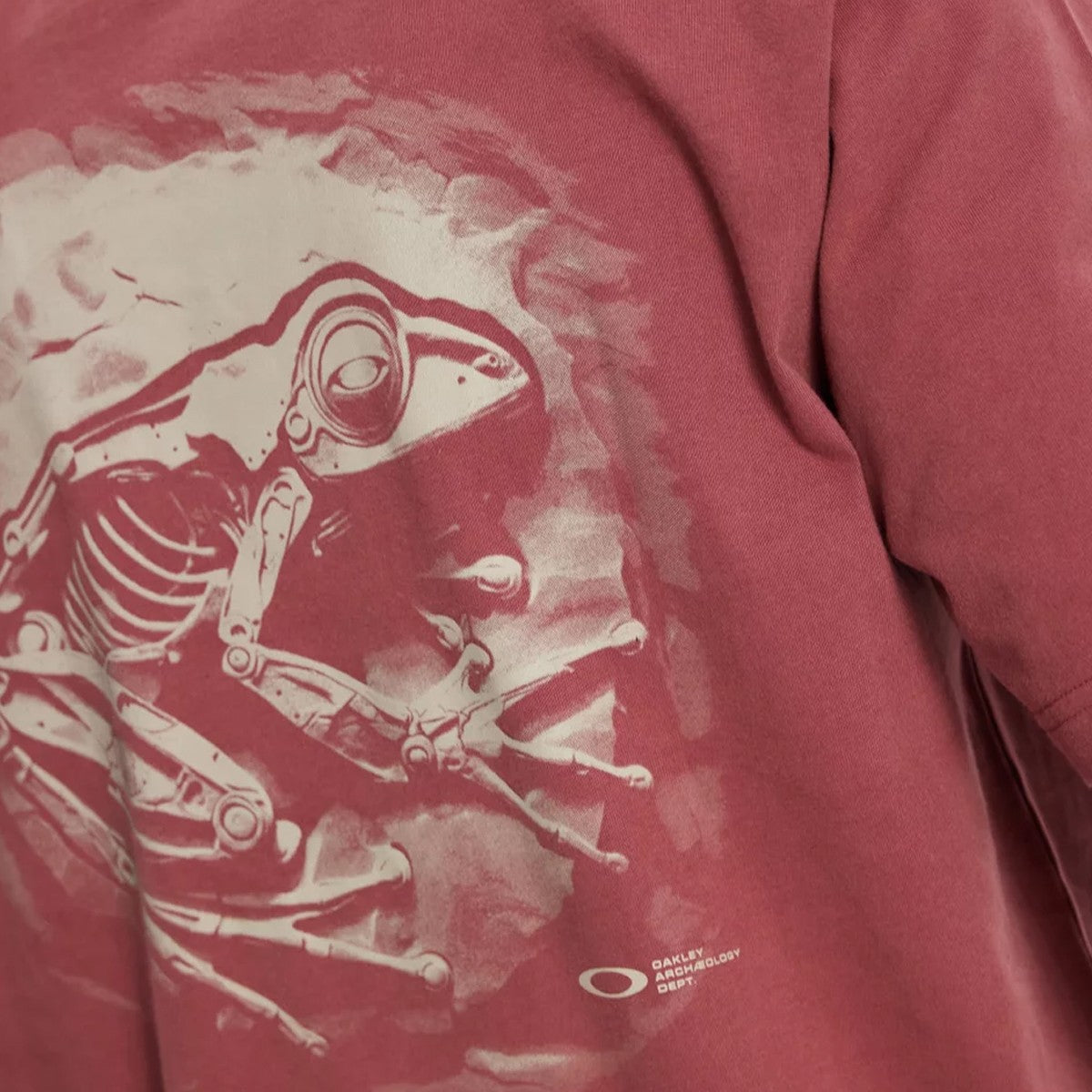 Polera Oakley Futurescape Fossil Rosewood