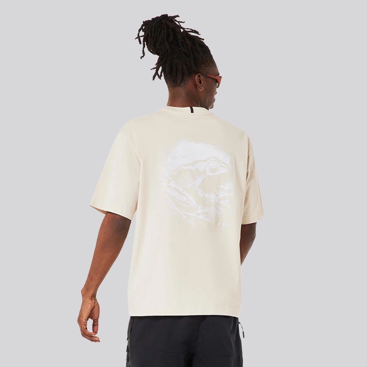 Polera Oakley Futurescape Fossil Mist