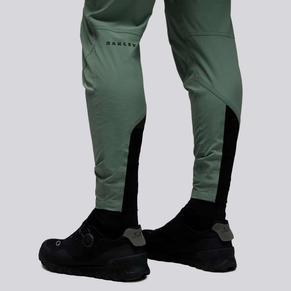 Pantalón Oakley Seeker Whip Dark Green