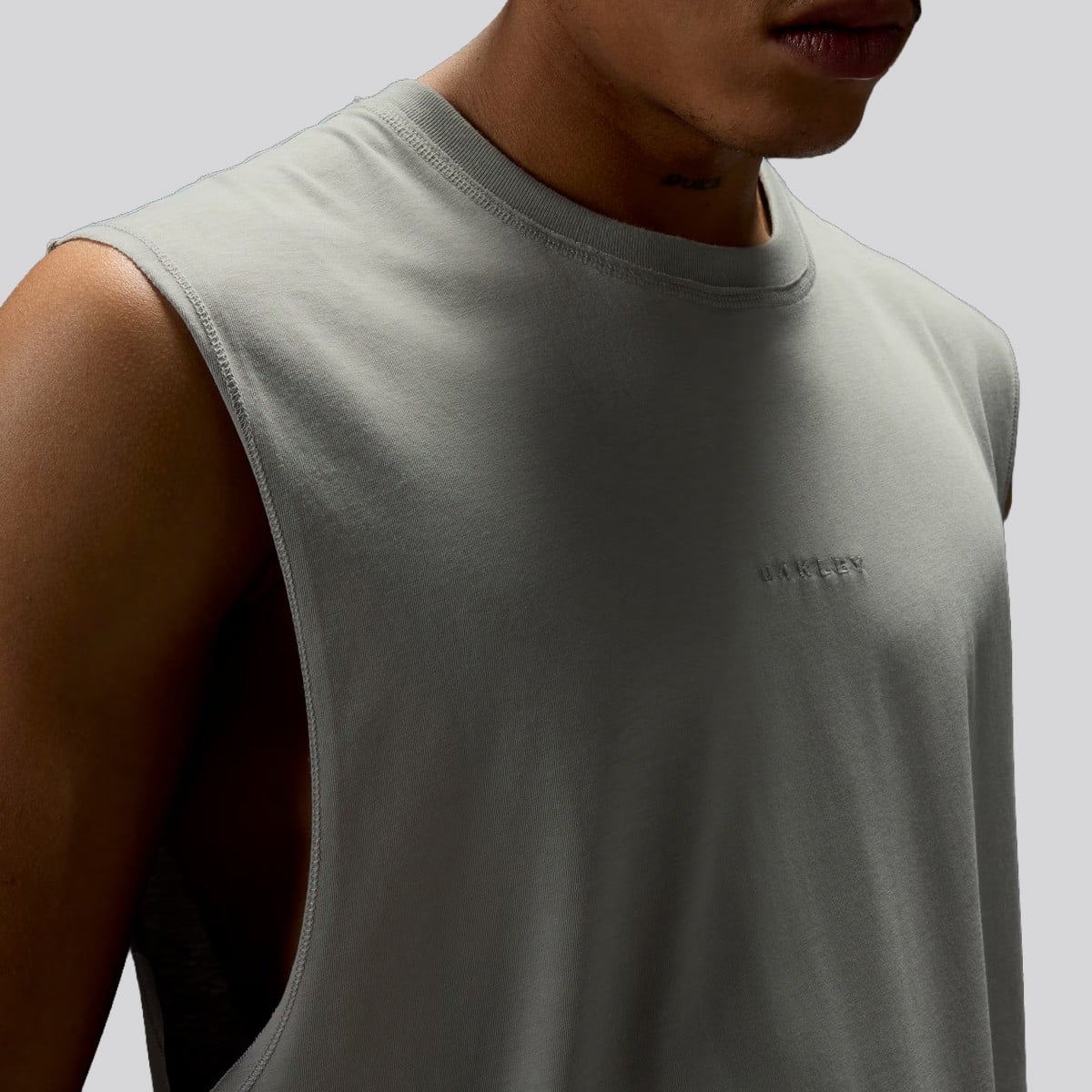 Polera Oakley Reserve Momento Grey/Light Grey