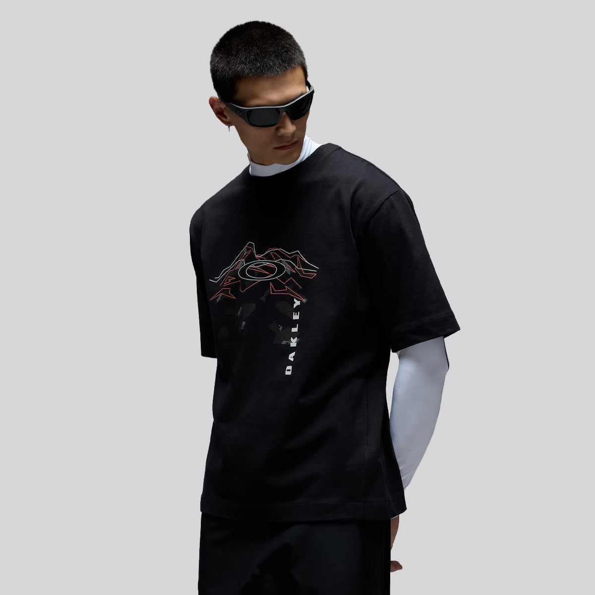 Polera Oakley MTN Ridge Black