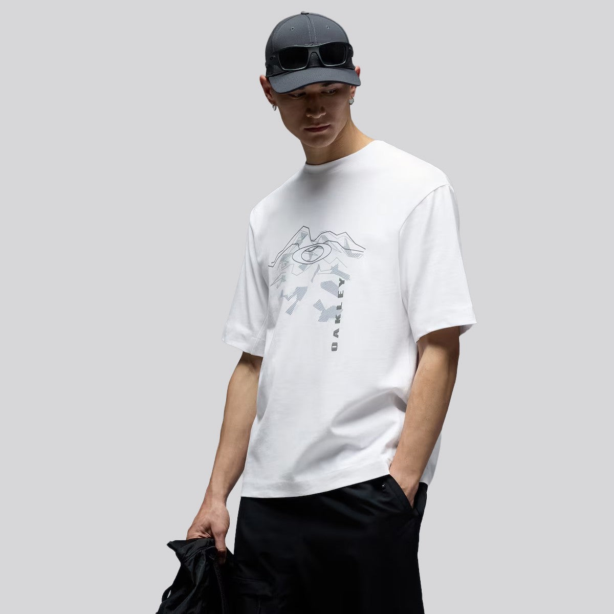 Polera Oakley MTN Ridge All White