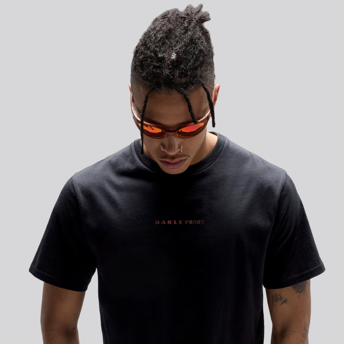 Polera Oakley Futurescape Logo Hibiscus Black