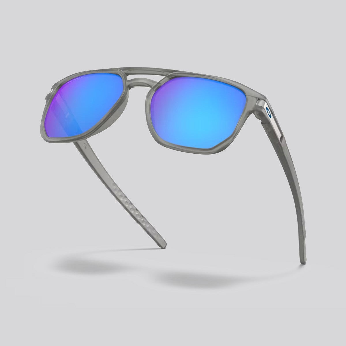 Lentes de Sol Oakley Latch Beta Matte Grey Ink/Prizm Sapphire Iridium Polarizado